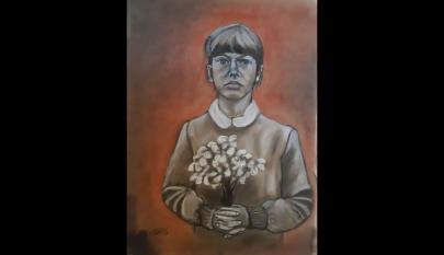 Kirsi Holsti, Hurt, 2025, hiili/pastelliliitu paperille