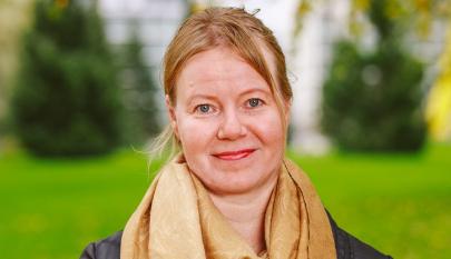 Kuvassa on yksi henkilö.