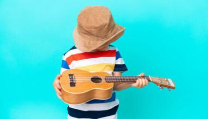 Lapsi ja kitara