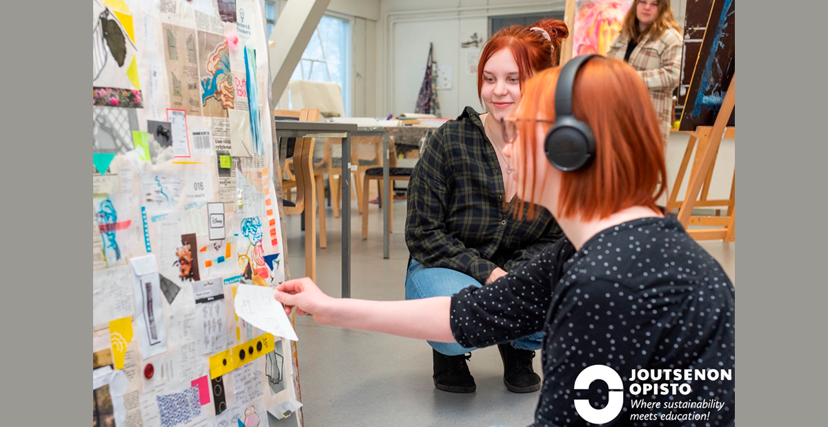 Opiskelijat tekemässä taidetta