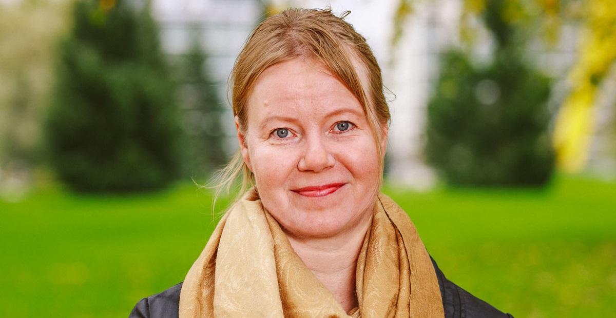 Kuvassa on yksi henkilö.