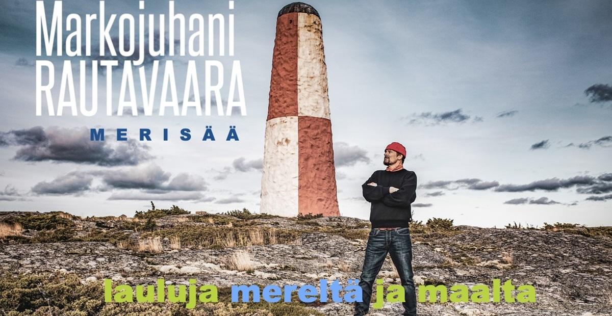 Kuvassa on yksi henkilö rannalla.