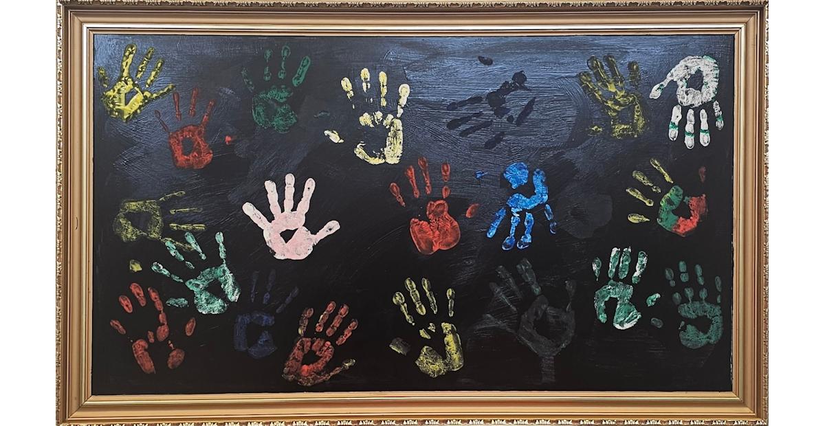 Kädenjälkiä SaimaanVirrasta, 2026, Sormimaalaus vanerille